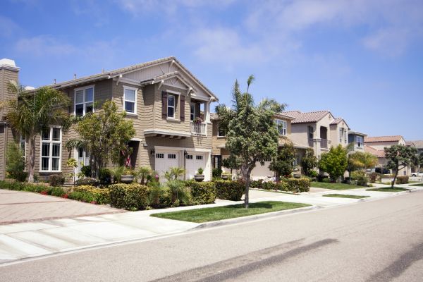 Neighborhood Landscaping in Wexford